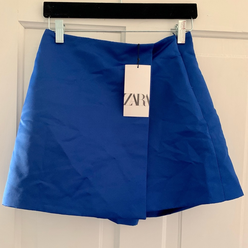 NWT Zara cobalt blue skort